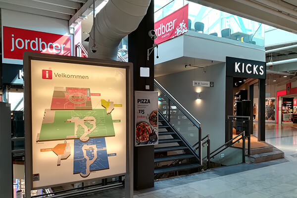 Shopping-mall-positioning-of-the-staff-bluetooth-receiver